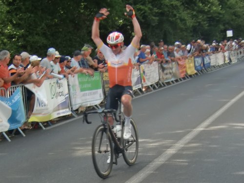 Lire la suite à propos de l’article TONY HUREL (AUBER 93-ST MICHEL), VAINQUEUR AVEC BRIO DE LA 38E ROUTE D’OR DU POITOU !