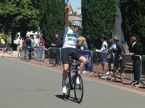 You are currently viewing CLEMENT CHAVANEL LE PLUS RAPIDE CHEZ LES MINIMES A CHAUNAY